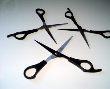 They stole scissors from the house - a sign